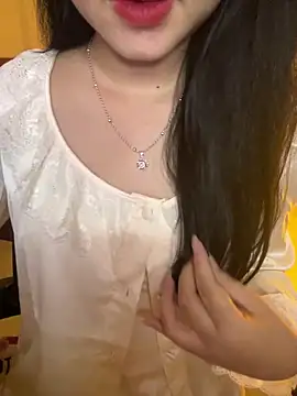 Ngoc Quynh 18 online show from September 22, 3:51 pm