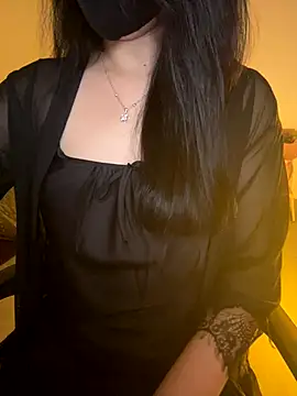 Ngoc Quynh 18 online show from September 25, 4:24 pm