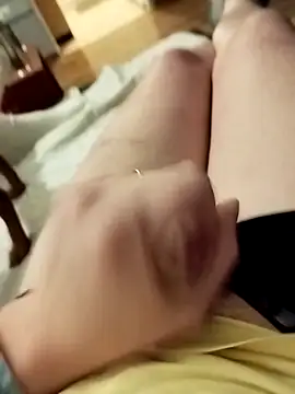 Snapshot of boytwink7 chatting on November 27, 4:51 pm boytwink7 online show from November 27, 4:51 pm