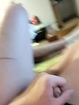 Snapshot of boytwink7 chatting on December 4, 7:35 pm boytwink7 online show from December 4, 7:35 pm