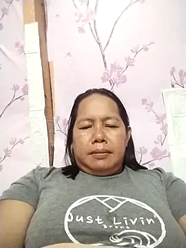 Snapshot of Babyangel6910 chatting on October 31, 1:41 pm Babyangel6910 online show from October 31, 1:41 pm