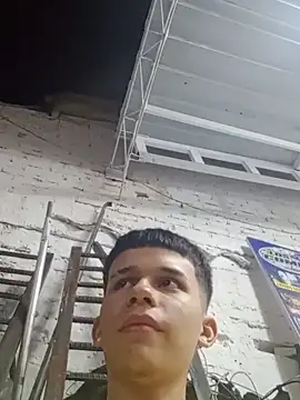 Daniel97Quintero online show from March 3, 4:19 am