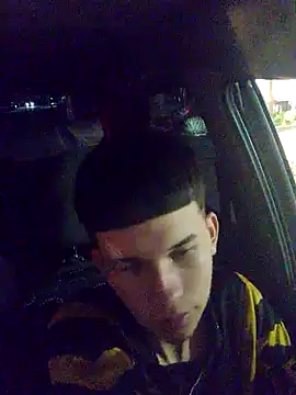 Daniel97Quintero online show from March 12, 5:13 am