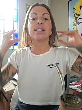 goddessfoxyla online show from September 22, 8:15 pm