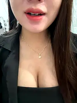 Snapshot of Behoaxinh chatting on October 22, 2:44 am Behoaxinh online show from October 22, 2:44 am