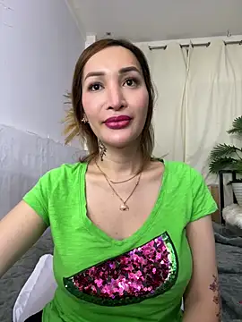 Snapshot of toni_0601 chatting on June 19, 3:34 am toni 0601 online show from June 19, 3:34 am