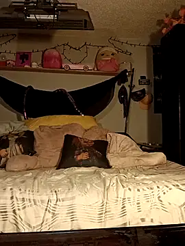 Goldenndoll online show from February 16, 6:12 am