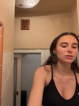 SophiiaStarr online show from December 19, 7:49 pm