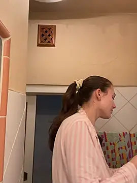 SophiiaStarr online show from February 14, 2:06 pm