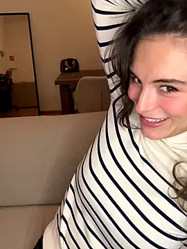 SophiiaStarr online show from November 16, 7:07 pm