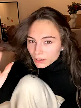 SophiiaStarr online show from November 6, 7:29 pm