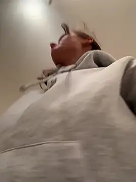 SophiiaStarr online show from October 30, 7:44 pm