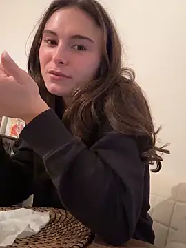 SophiiaStarr online show from October 19, 4:32 pm