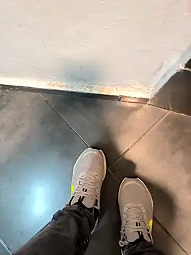 penchis90 online show from March 1, 10:43 pm