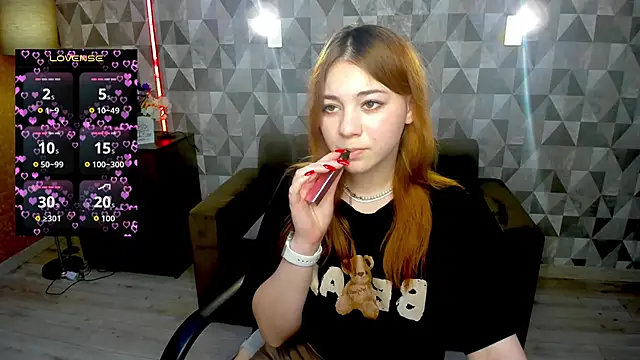 AnnaStills online show from February 18, 1:07 pm