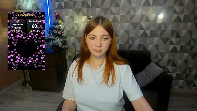 AnnaStills online show from December 21, 1:24 pm