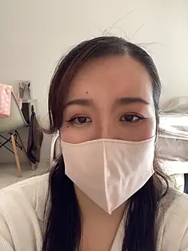 Snapshot of NATSUMI00 chatting on October 1, 5:34 am NATSUMI00 online show from October 1, 5:34 am
