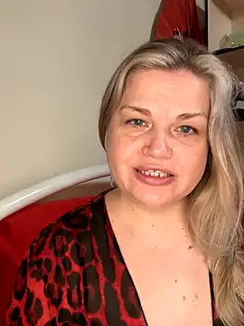 Nayvessa online show from November 14, 8:01 pm