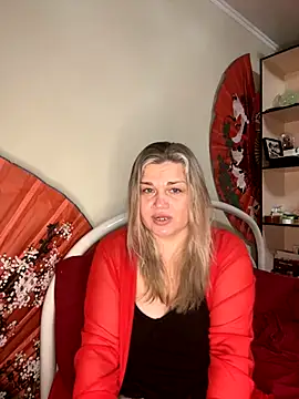 Nayvessa online show from November 27, 6:30 pm