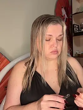 Nayvessa online show from November 20, 6:52 pm