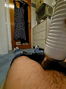 LAB Secret online show from October 8, 5:02 pm