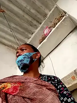 Snapshot of Sharmili_xx chatting on December 18, 8:52 am Sharmili xx online show from December 18, 8:52 am