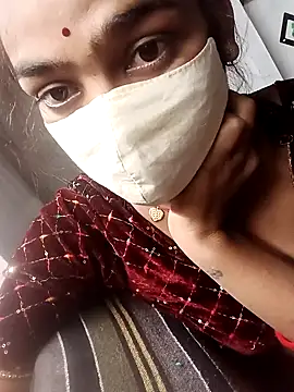 Snapshot of Sharmili_xx chatting on November 14, 11:08 pm Sharmili xx online show from November 14, 11:08 pm