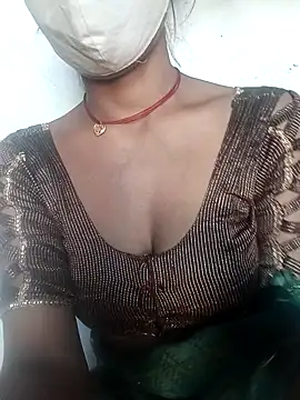 Snapshot of Sharmili_xx chatting on November 13, 8:18 am Sharmili xx online show from November 13, 8:18 am