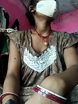 Snapshot of Sharmili_xx chatting on October 1, 6:51 am Sharmili xx online show from October 1, 6:51 am