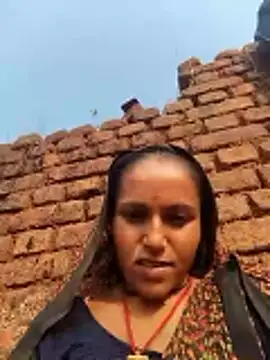 Snapshot of Sonam_shinde chatting on October 20, 9:54 am Sonam shinde online show from October 20, 9:54 am