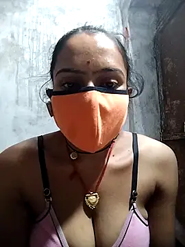 Snapshot of Sonam_shinde chatting on December 1, 9:48 pm Sonam shinde online show from December 1, 9:48 pm