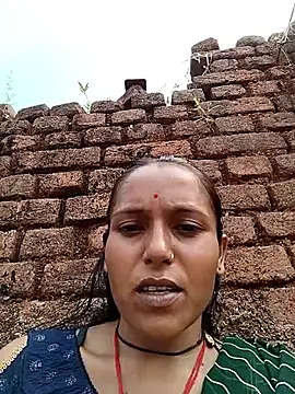 Snapshot of Sonam_shinde chatting on October 23, 6:34 am Sonam shinde online show from October 23, 6:34 am