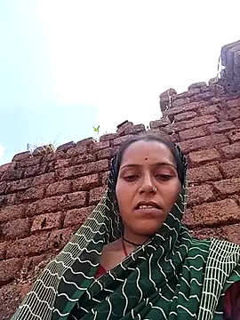 Snapshot of Sonam_shinde chatting on October 13, 5:09 am Sonam shinde online show from October 13, 5:09 am