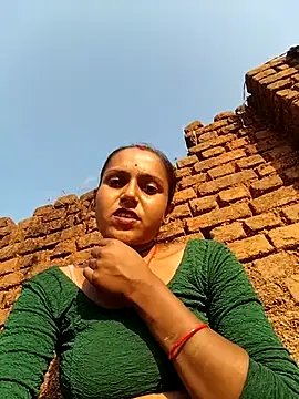 Snapshot of Sonam_shinde chatting on November 11, 10:10 am Sonam shinde online show from November 11, 10:10 am