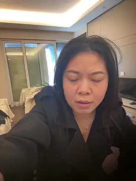 smgirls online show from November 25, 6:47 am