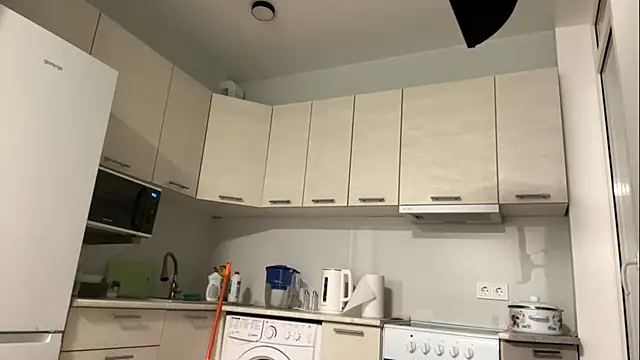 Denni Spilber online show from October 5, 5:58 pm