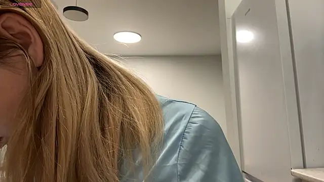 Denni Spilber online show from February 5, 4:36 pm