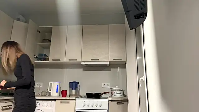 Denni Spilber online show from September 27, 4:46 pm