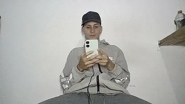 sam hottt online show from September 26, 3:13 am