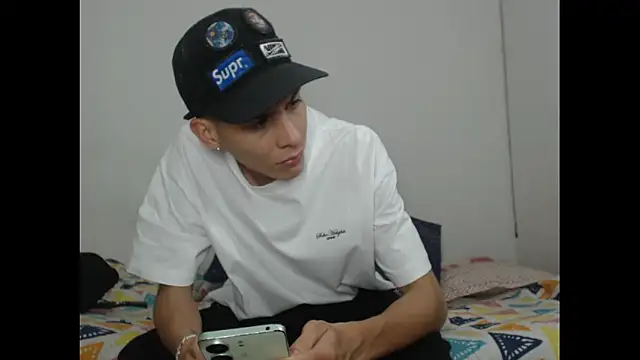 sam hottt online show from October 16, 10:51 pm
