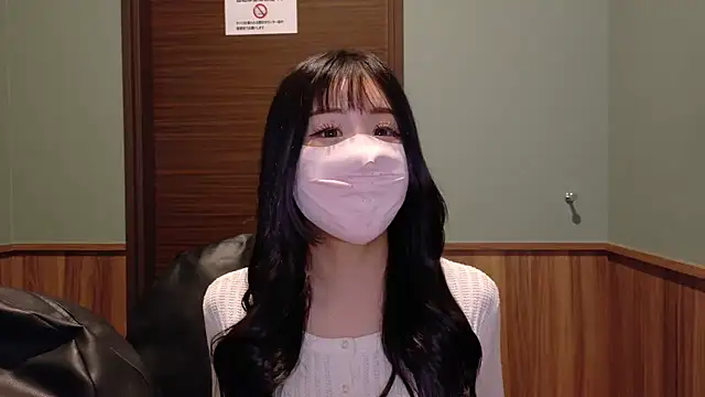 Ema-- online show from November 4, 10:30 am