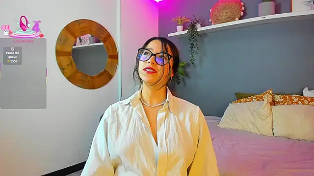 Snapshot of Zoe_Xra chatting on September 10, 7:35 pm Zoe Xra online show from September 10, 7:35 pm