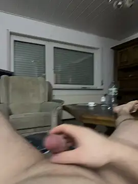 flamur albania online show from March 6, 10:38 pm