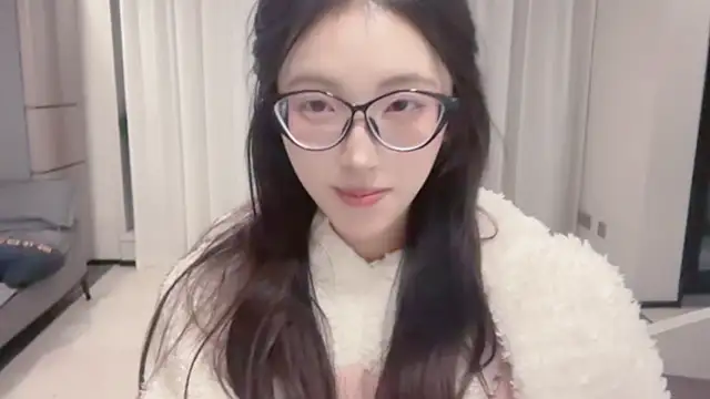 Snapshot of ZhaoZhao-ZM chatting on November 11, 2:01 pm ZhaoZhao-ZM online show from November 11, 2:01 pm