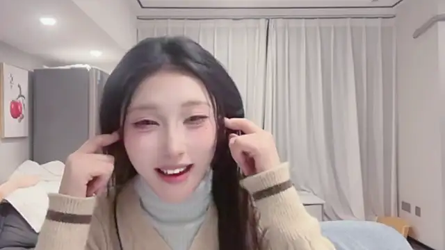 Snapshot of ZhaoZhao-ZM chatting on October 25, 1:23 pm ZhaoZhao-ZM online show from October 25, 1:23 pm