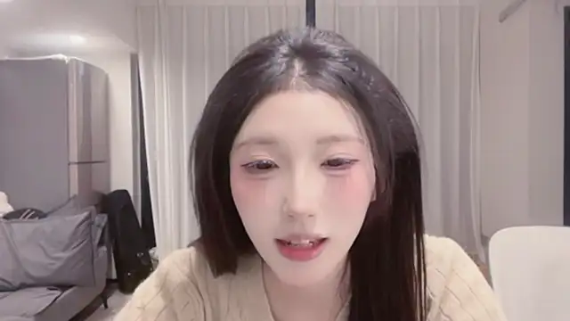 Snapshot of ZhaoZhao-ZM chatting on October 22, 12:26 pm ZhaoZhao-ZM online show from October 22, 12:26 pm