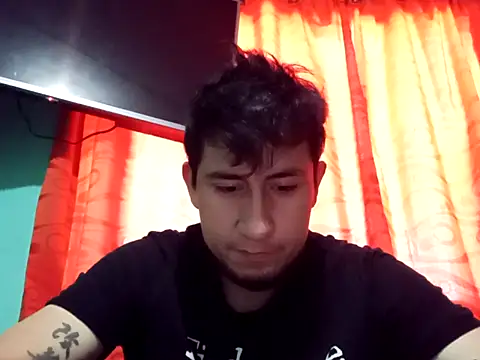 True Di online show from October 14, 9:47 pm