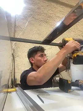 True Di online show from October 27, 3:57 pm