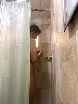 True Di online show from September 14, 1:44 pm