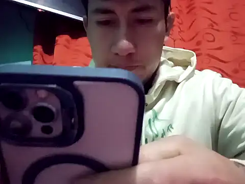 True Di online show from September 29, 12:28 am